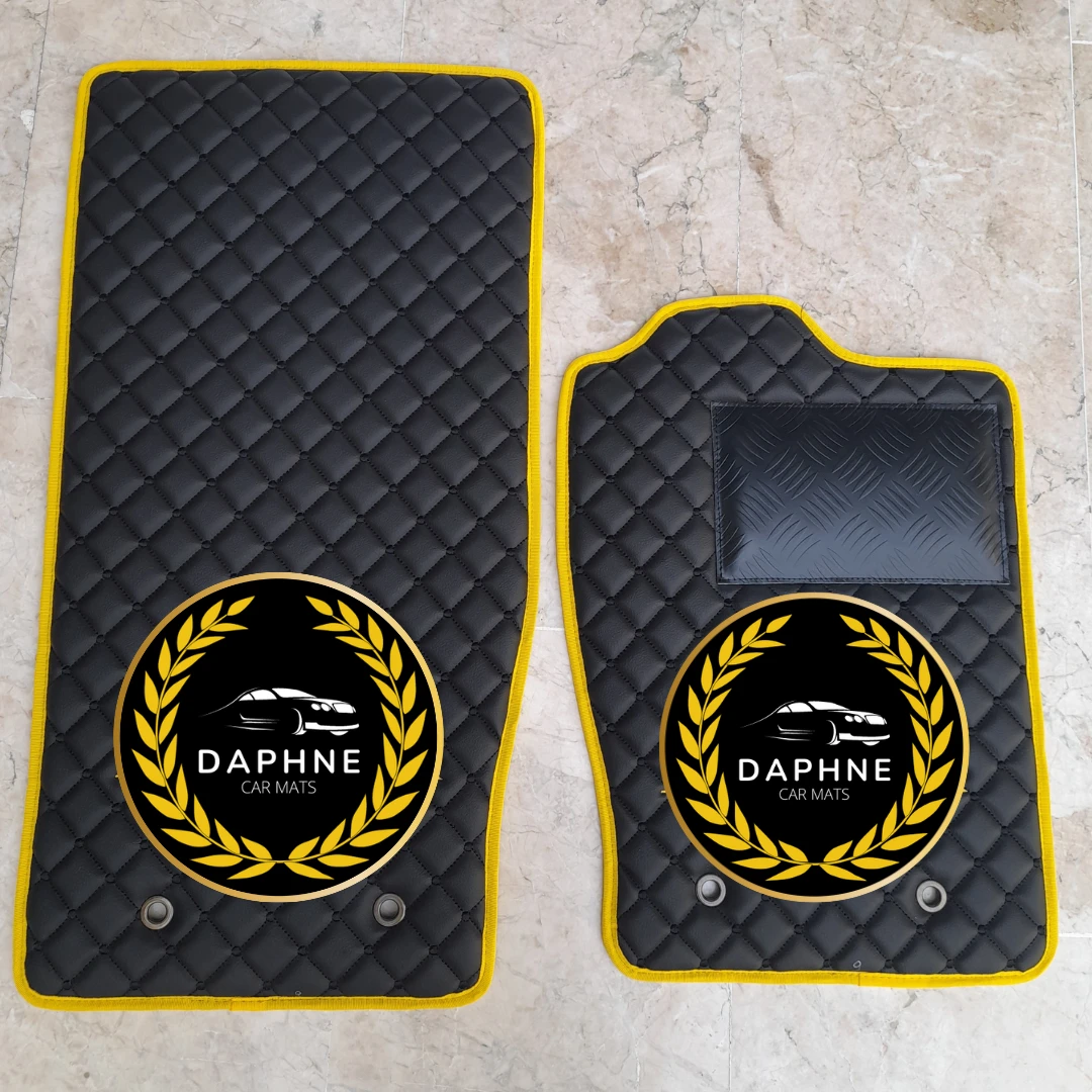 Jaguar R Black-Yellow Detail